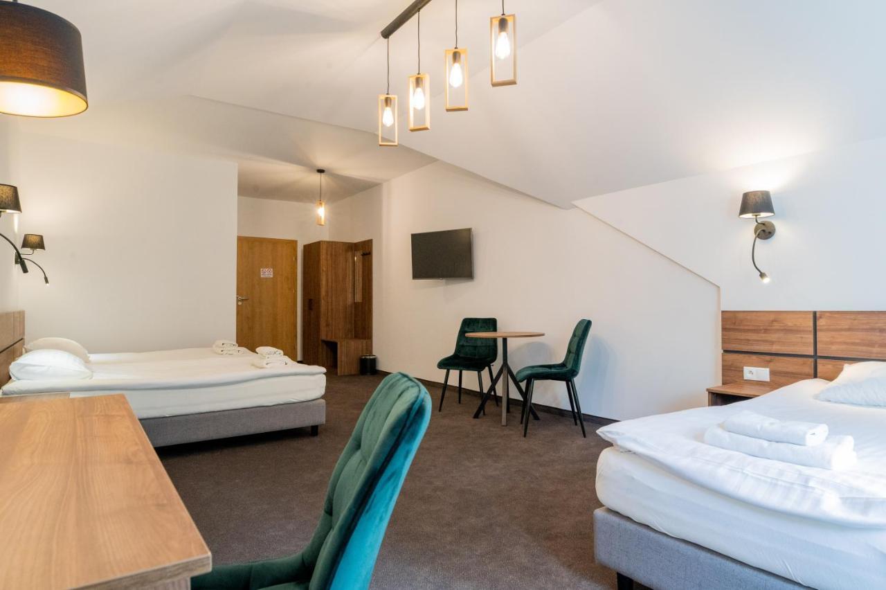 Hotel Odejewscy Chojnice Buitenkant foto